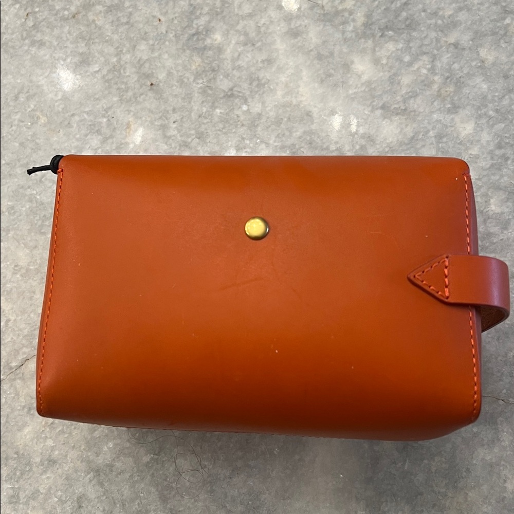 IIIBeCa by Joy Grayson Orange Leather Toiletry Bag NWOT - Picture 5 of 12